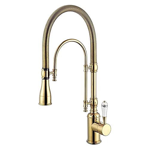 Mitigeur d'évier de cuisine doré extractible parfait pour une cuisine de ferme ou un îlot de bar