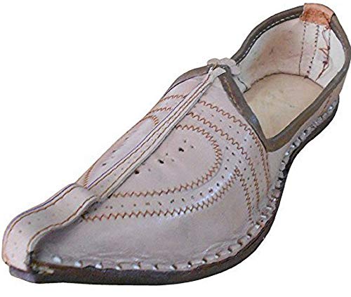 Zapatos Mojari de la India Kalra Creaciones, loafers de cuero marrón para eventos y uso diario