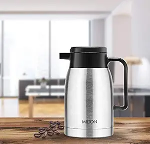 Milton Omega 500 Thermosteel Vacuum Insulated 24 Hours Hot or Cold Carafe, 500 ml, Silver | 100% Leak Proof | Easy to Carry | Ideal for Tea | Coffee | Juice | Water