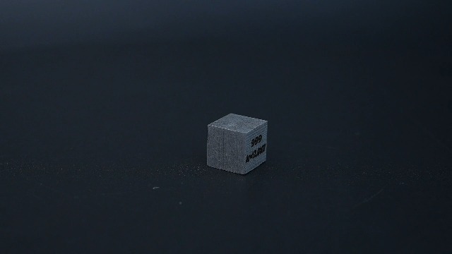 Image of 0.39 inch Carbon Element Cube 10MM Density Cubes 99.9% High Purity, Periodic Table of Elements Collection for Element Collections Hobbies, Pure Carbon Cube(C 0.39 Inch)