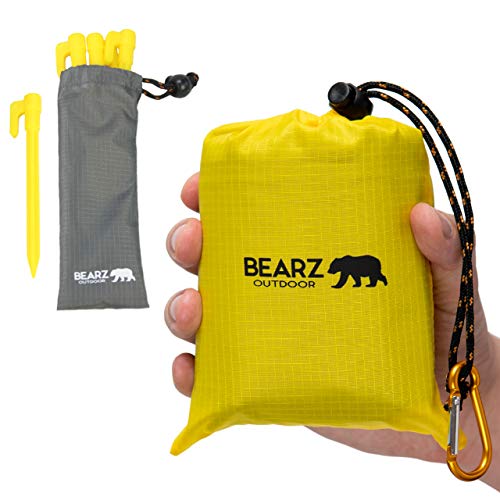 BEARZ Outdoor Pocket Blanket Beach Blanket and Stakes, Waterproof Blanket Travel Blanket Picnic Blankets Tarp, Outdoor Picnic Blanket Camping Blanket Picnic Mat, Waterproof Picnic Blanket (Yellow)