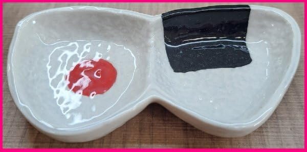 Amazon | 2連皿 小皿 3皿 可愛い おにぎり 柄 陶器：和柄 お漬物入れ 