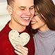 Gutschein Karte Holz „Das schönste Geschenk ist gemeinsame Zeit“ Herzform mit Umschläge Karte zum Selber Beschriften Gutschein für gemeinsame Zeit Geschenk Grußkarte zur Hochzeit Geburtstag Jahrestag
