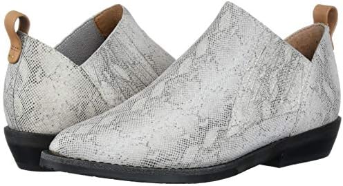 Gentle Souls by Kenneth Cole Women's Neptune Wentern Ankle Bootie, White Multi, 6.5 M US | Image 6