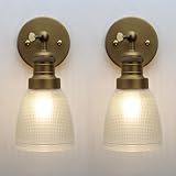 Design vintage : Dotée d'une tige droite, d'un corps en métal antique avec une finition minimaliste et d'un abat-jour en verre texturé, cette lampe ajoute une touche de fraîcheur à votre intérieur, combinant les styles moderne, fermier, élégant et industriel. Elle est idéale pour la salle de bains, le meuble-lavabo, le salon, la chambre à coucher, la maison de campagne, le porche, le couloir, etc