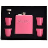 Medidas de la caja de regalo: 24cm x 18cm - Incluyen 4 vasos y la Petaca Grabada de 6oz = 180ml aprox.