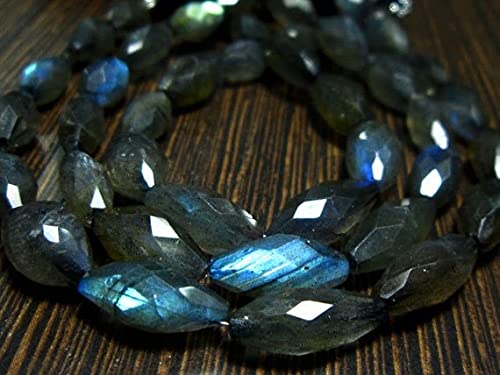 Labradorite bleue briolettes percées sans défaut pour éviter la casse lors du montage de bijoux