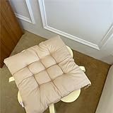Solution de soulagement de la pression : conçu pour répartir le poids du corps uniformément, ce siège épais réduit l'inconfort des modes de vie sédentaires ; idéal pour ceux qui recherchent un soutien ergonomique dans les environnements de bureau ou de vie.