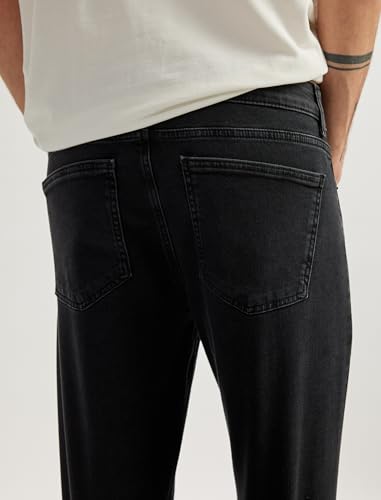 كوتون بنطلون جينز مارك بقصة مستقيمة للرجال بلون اسود (999) مقاس الخصر 31 / الطول 30