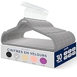 LOT DE 30 CINTRES EN VELOURS – Ce lot comprend 30 cintres en velours de couleur violette, offrant un espace de rangement généreux pour toute votre garde-robe. Améliorez votre dressing avec ces cintres élégants et fonctionnels, adaptés à tous vos besoins de suspension.