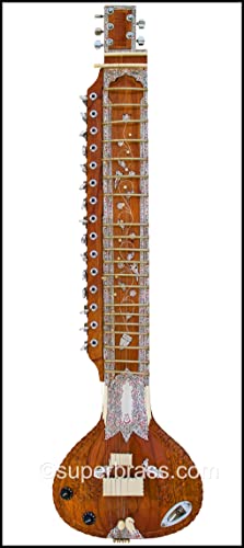 Sitar indien en bois de cèdre avec manche renforcé. Supporte une tension de 19 cordes. Config Ravi Shankar - Les Beatles, Paul McCartney, John Lennon, RIngo Starr, George Harrison Sitar indien en bois de cèdre avec manche renforcé. Supporte une tension de 19 cordes. Config Ravi Shankar