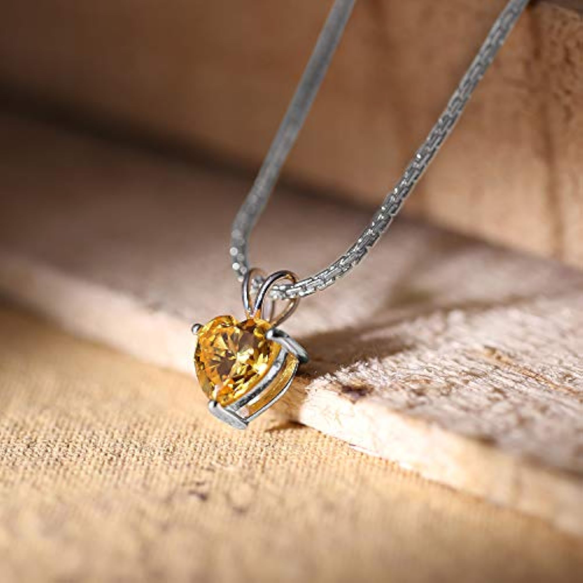 925 Sterling Silver BIS Hallmarked Pendant with Chain for Women
