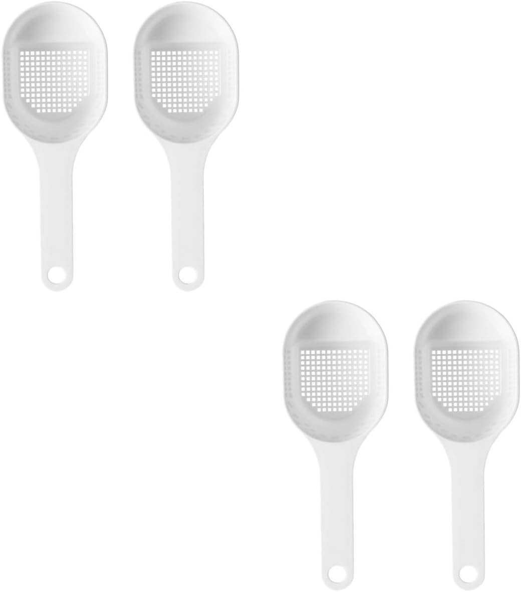 PRETYZOOM 4pcs Crafted Sieve Spoons Smooth Frosting Surface Flour Sifter for Baking Serving Multipurpose Kitchen Strainer