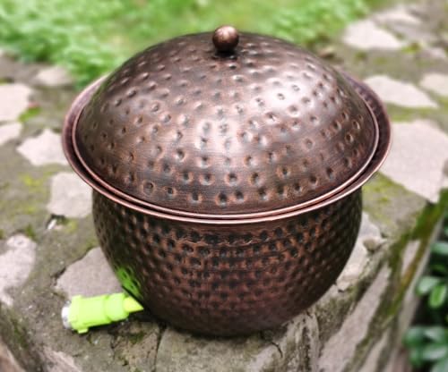 BSTGIFTS Garden Hose Holder Pot with Lid - Hose Storage Pot with Copper Finish and Hammered Accent - Stell Water Hose Container, Water Hose Hider Outdoor or Indoor Use