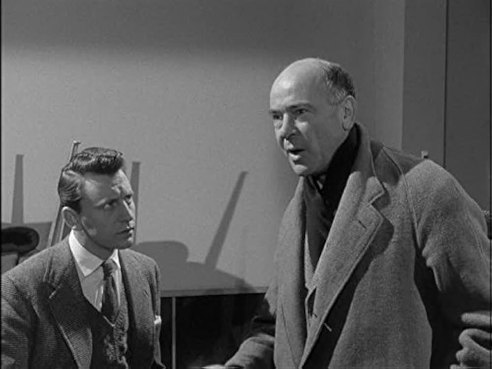 Amazon.co.jp: 怪獣ウラン [DVD] : ディーン・ジャガー