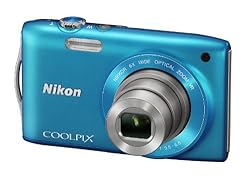 Nikon Coolpix S3300 - Cámara compacta de 16 MP (Pa...: Colorido y portátil: solo 19,5 mm de grosor, disponible en una gama de colores vibrantes. Lente de zoom óptico gran angular NIKKOR 6x (equivalente a 26-156 mm) – desde tomas de grupo hasta primeros planos, esta lente ofrece una excelente precisión y ...