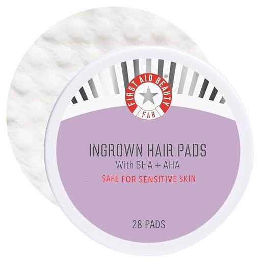 First Aid Beauty Ingrown Hair Pads with BHA & AHA – Daily Treatment Relieves Razor Burn, Prevents Ingrown Hairs and Soothes Irritation – 28 Pads