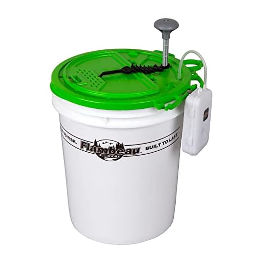 Flambeau Outdoors 6092BB Bait Butler- Live Bait Retrieval System, Integrated Lid System with Net for Easy Bait Retrieval