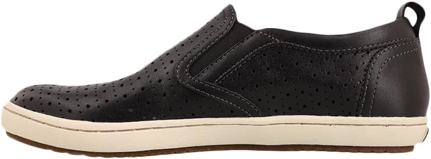 Taos Women's Court Black Sneaker 9 M US