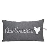 Mädchen sucht Kleid