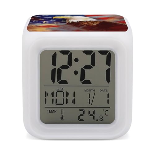 Réveil numérique LED 7 couleurs cube drapeau américain USA aigle art horloge de chevet avec affichage de la température format 12/24h Snooze et veilleuse...