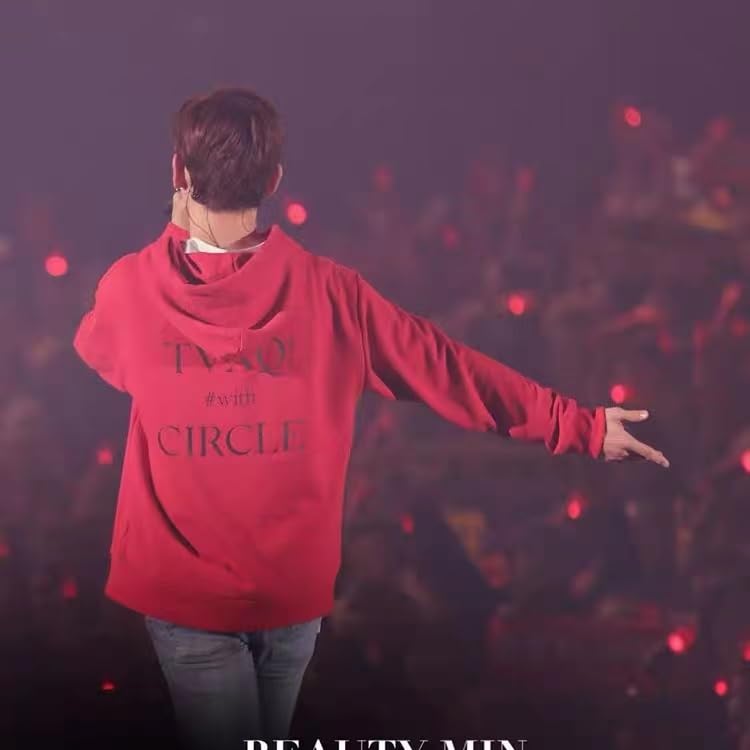 【新品未開封】東方神起 HOODIE RED ユノ チャンミン Amazon.co.jp: 東方神起 グッズ Tシャツ ツアー 応援服 ティーシャツ