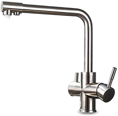 Robinet d'évier de cuisine idéal pour préparer de bons repas en famille avec eau filtrée