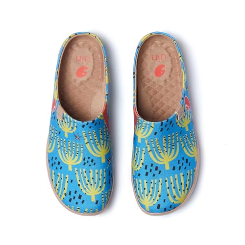 Image of UIN Slipper Woman Travel Art Painted Shoes Wide Toe Casual Home Slip On Mules Malaga
