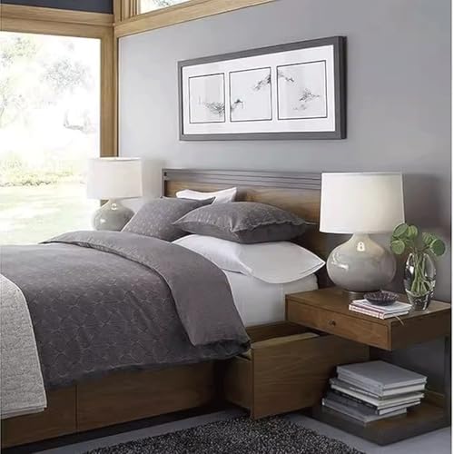 Armoire basse étroite en bois pour désencombrer un espace de nuit restreint - 4
