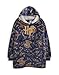 Produktbild Harry Potter Mädchen tragbarer Decken-Hoodie | Kinder-Pullover aus Sherpa-Fleece mit Kapuze in Marineblau und durchgehendem HP-Hogwarts-Logo | Kinder-Loungewear mit Sherpa-Futter