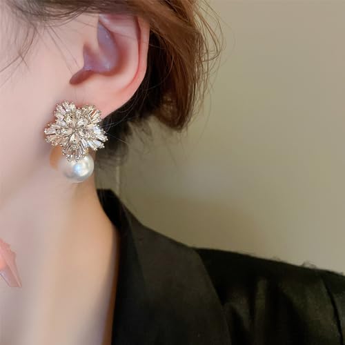 YERTTER Chic Pearl Rhinestone Dangle Earrings Crystal Statement Vintage Gold Pearl Earrings Set for Women2