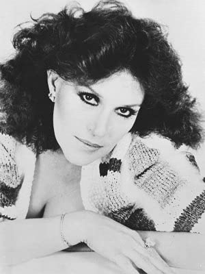 Lucha Villa Bei Amazon Music