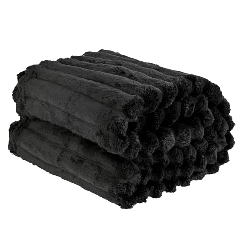 La mejor comparación de Cobertores aborregados , tabla con los diez mejores. 47 PALASSI Cobija de Flannel Raya Ancha, Frazada Suave y Caliente Ideal para Cama o Sofa, Distintos Colores y Tamaños Disponibles, Manta con Fíbras Premium de Poliéster. (Negro,...