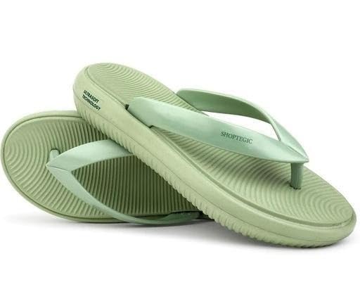 Stylish platform flip flops for ladies, perfect for casual walking, comfortable, lightweight, durable, and trendy.-image-3
