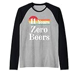 Montrez votre sobriété avec ce bijou rétro sobre pour homme ou femme. Célébrez votre soberversaire de onze ans avec ce design de sensibilisation à la récupération qui lit 11 Years Zero Beers avec un design esthétique rétro.