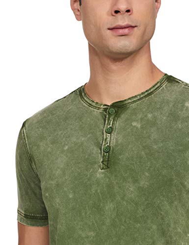 Image of United Colors of Benetton Men's Regular T-Shirt