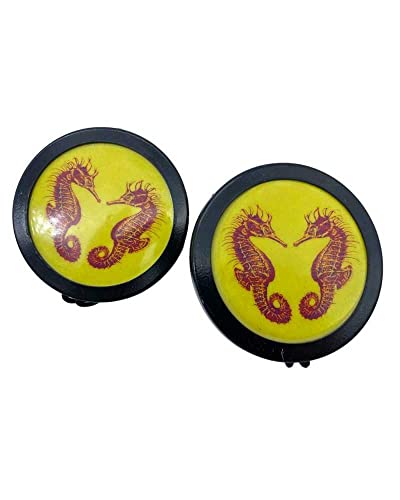 ? Caratteristiche:, ? Motivi disponibili: Delfino, pesci, stella marina, cavalluccio marino, ? Prezzo per coppia, ? Facile applicazione: si fissano senza necessità di fori o ganci, ? Utilizzo: Perfette per tende, tendaggi leggeri e decorazioni