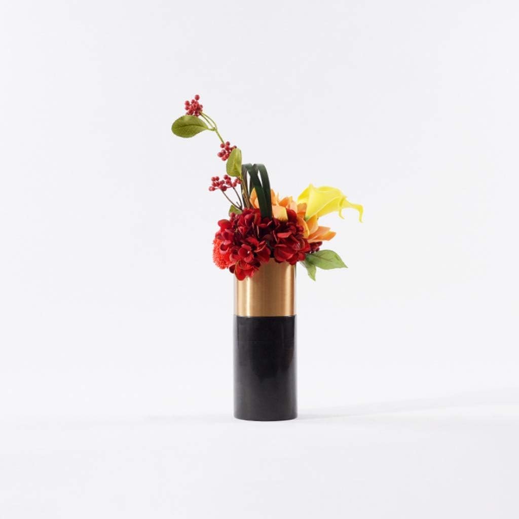 Flor simulada de larga duracion para renovar tu mesa de comedor vieja