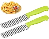 wellenmesser für gemüse 【Praktisches Set】- 2 x Wellenschneider, Klinge(LxB):12cm x 2.8cm, Griff (LxB): 11cm x 3.1cm. Sie können eines im Freien z.B. beim Camping nutzen, das andere zu Hause. Oder eines für Sie, eines für Ihr kleines Kind, wer in der Küche mithelfen möchte.
