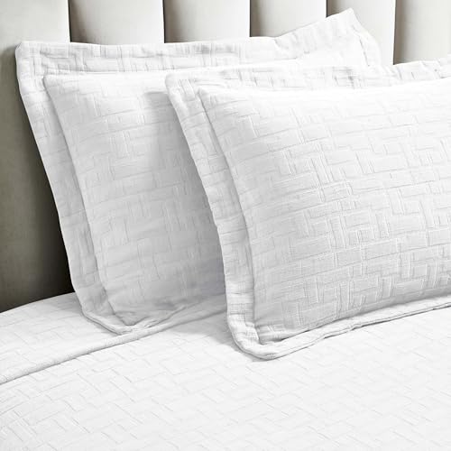 Superior 3 Piece Cotton Bedspread and Sham Set, Home Bed Decor, Decorative Bed Spread, 2 Pillow Shams, Medium Weight, Matelasse Coverlet, Bedding Essentials, Madrid Collection, California King, White