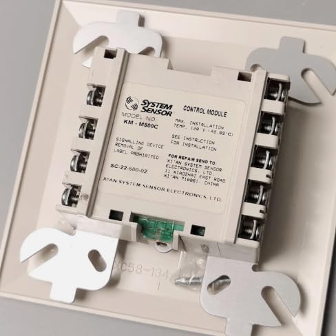 1PCS KM-M500C New System Sensor KM-M500C Monitor Module KM-M500C
