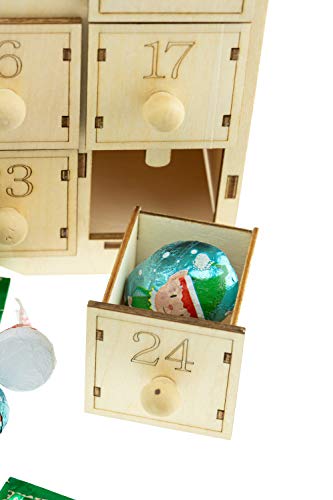 41FOi6j5alL Clever Creations - Calendrier de l'avent Traditionnel en Bois - avec LED/Fonctionne à Piles - décoration de fêtes/Noël