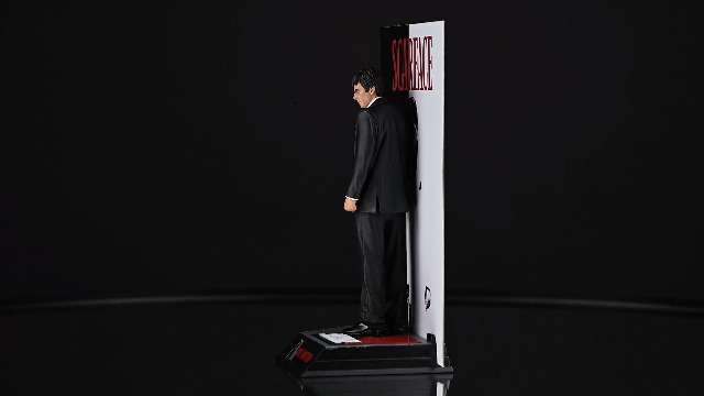 Figurine 1/6 Scarface - Tony Montana (White Suit Version
