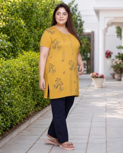 Image of In Love Women's Plus Size Printed Cotton Long-Line T-Shirt with Pocket | Cotton fabric - soft longline T-shirt with easy plus-size fit