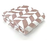 heimtexland ® Kuscheldecke Super Soft Flanell Chevron Raute Wohndecke 200x150 Ethno Decke Altrosa Typ722