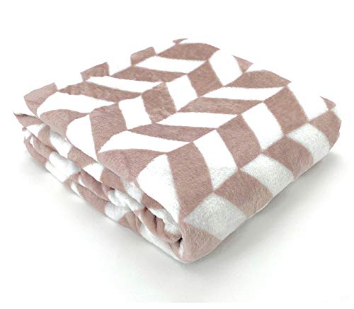 heimtexland ® Kuscheldecke Super Soft Flanell Chevron Raute Wohndecke 200x150 Ethno Decke Altrosa Typ722