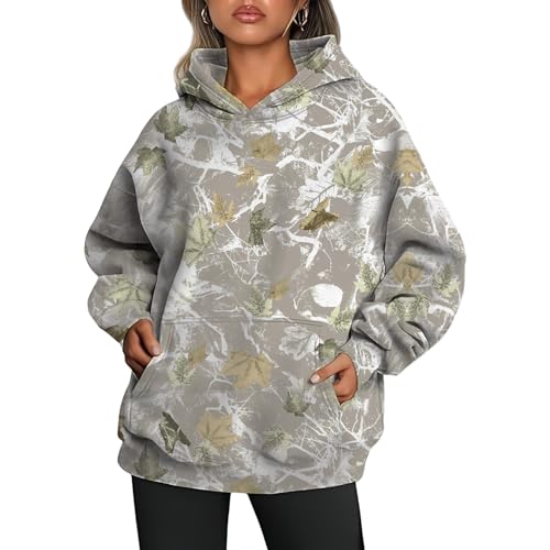 Women's Camo Hoodies Sweatshirt Maple Leaf Print Oversized Fleece Sweatshirts Classic Pullover with Pocket