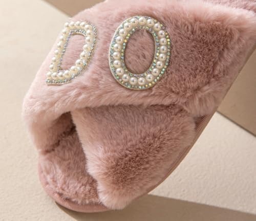 Solyinne Bride Slippers I Do Slippers Women's Wedding Shoes for Bride Plush Furry Warm White Open Toe for Bachelorette Party3