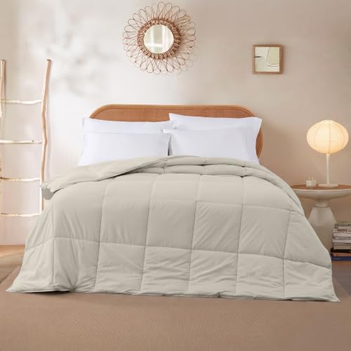 Image of Modern Threads Comforter Duvet Insert, Reversible Quilted Down Alternative Comforter with Corner Tabs, All Season Bedding, King, Champagne