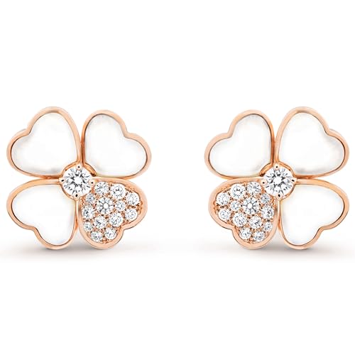 Boucles d'oreilles fleur en nacre pour sublimer vos tenues